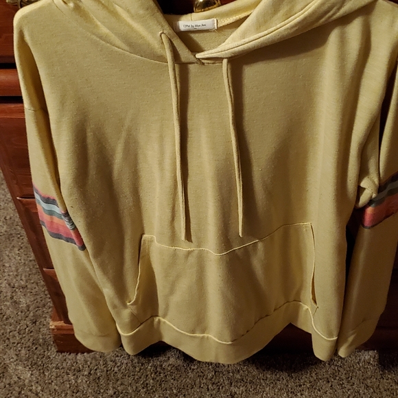 Sweatshirt - Picture 2 of 2